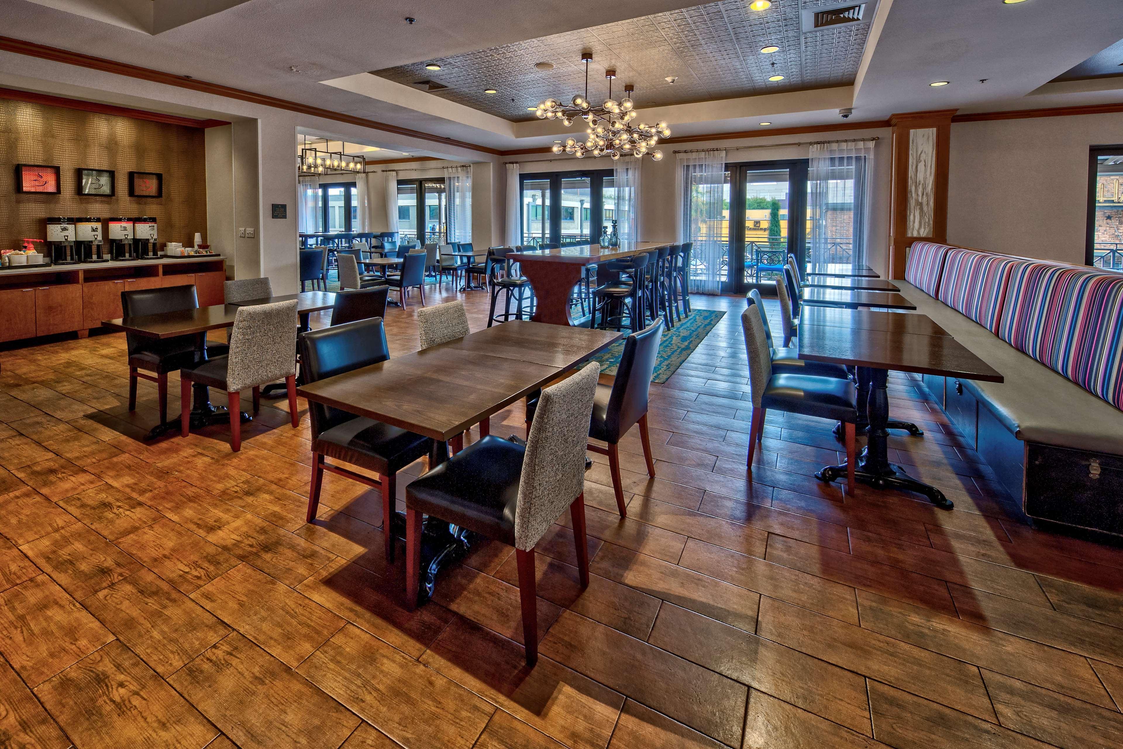 Hampton Inn & Suites Austin-Downtown/Convention Center Zewnętrze zdjęcie