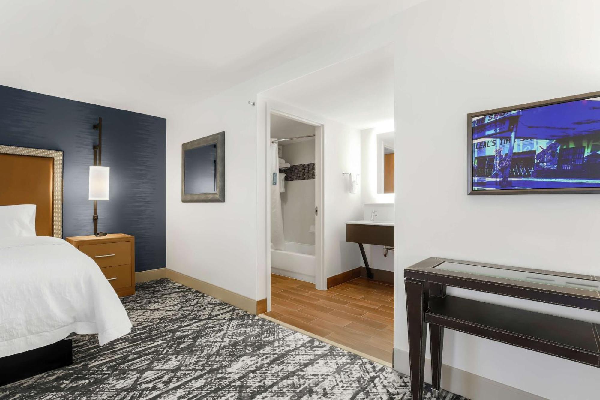Hampton Inn & Suites Austin-Downtown/Convention Center Zewnętrze zdjęcie