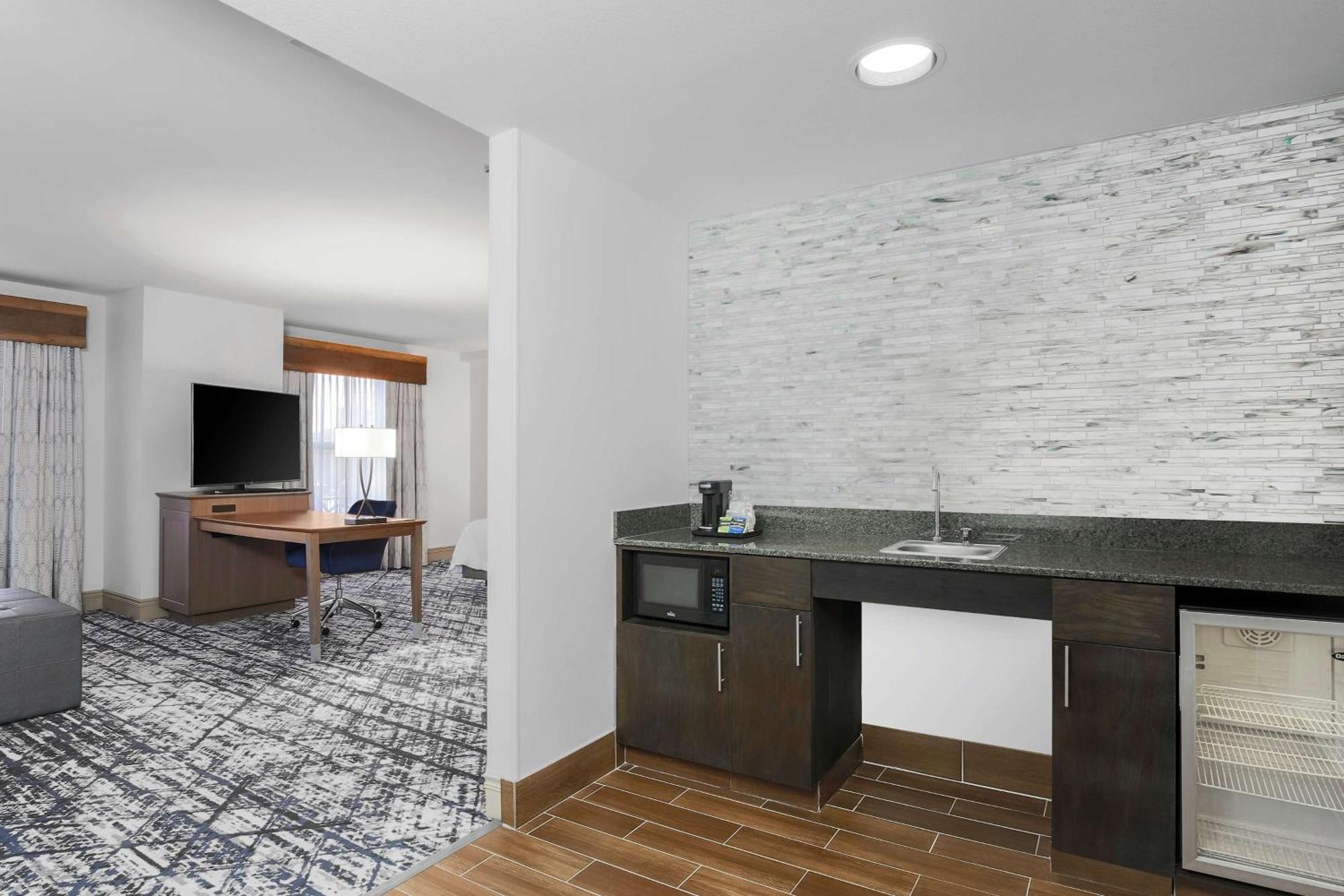 Hampton Inn & Suites Austin-Downtown/Convention Center Zewnętrze zdjęcie