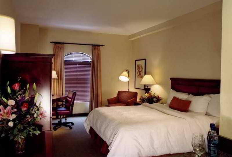 Hampton Inn & Suites Austin-Downtown/Convention Center Pokój zdjęcie